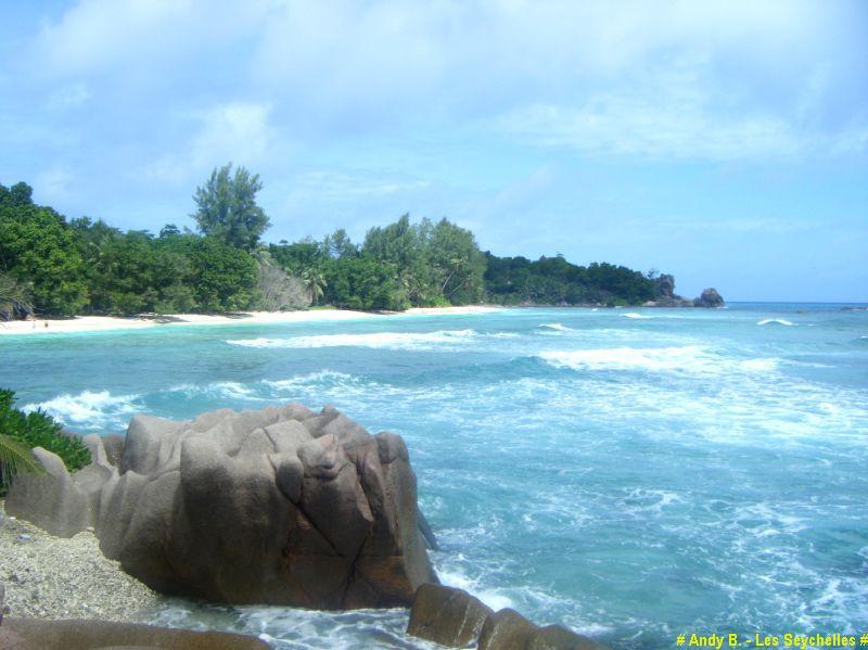 Plage de La Digue (3).JPG